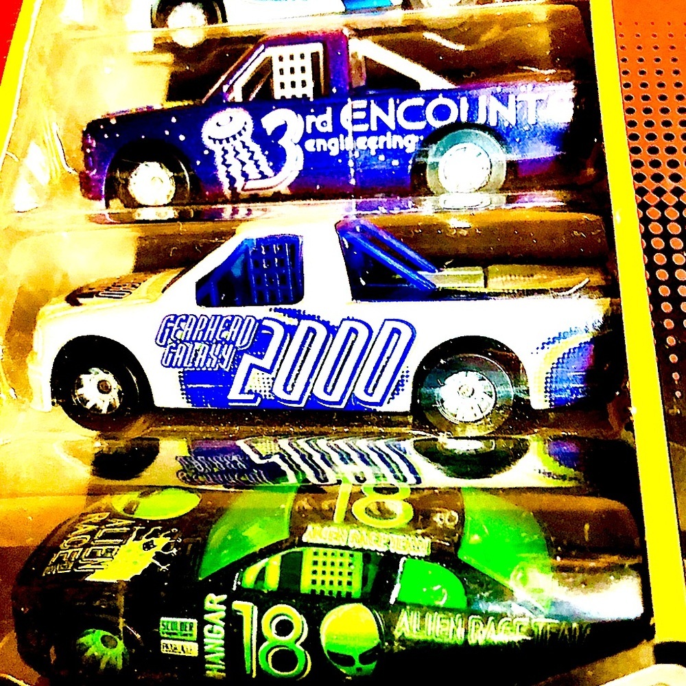 Hot Wheels Vintage Die-cast Fire Fighter & Racing Street Wheels Sets